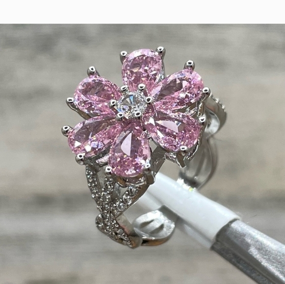 Beautiful Statement Flower Pink White Cubic Zirconia Silver Plated Ring Size 5 - Picture 8 of 13